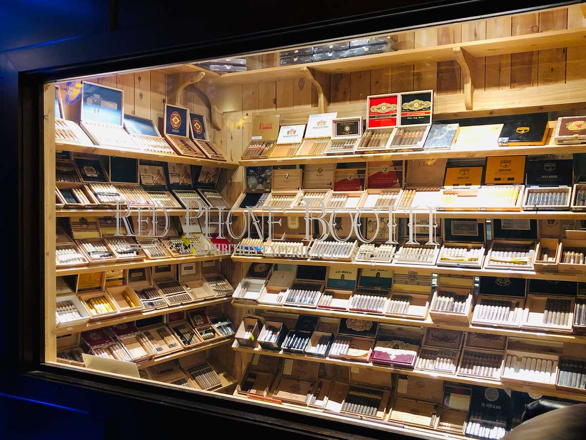 What to Expect During Your First Visit to Our Atlanta Cigar Lounge